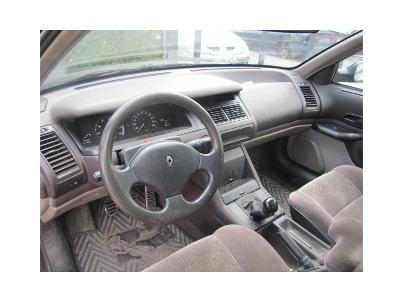 renault safrane del año 1993