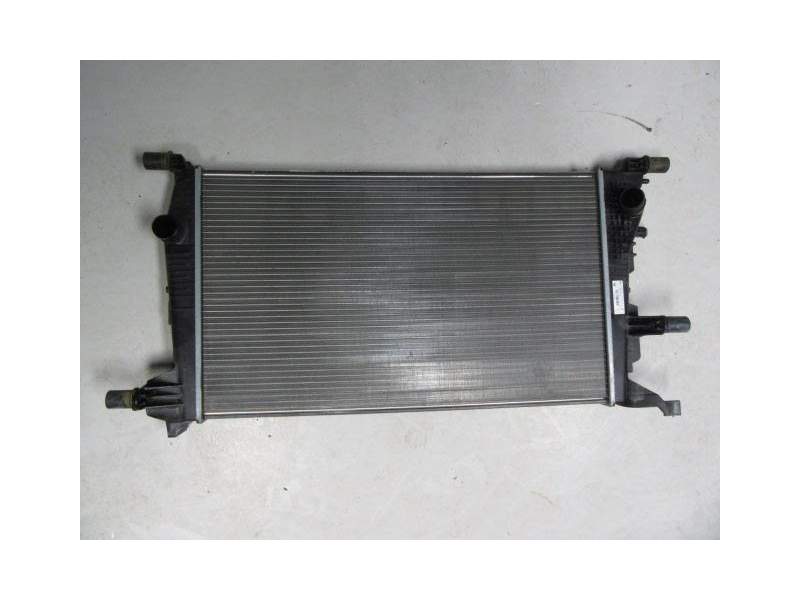 Recambio de radiador turbo diesel para renault megane 1.5 dci k9k 837 referencia OEM IAM   