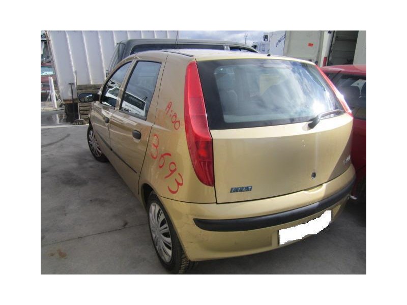 fiat punto del año 2000