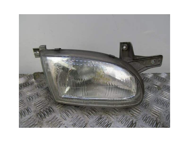 Recambio de faro derecho para hyundai accent sedán (x-3) 1.3 i 12v referencia OEM IAM 9210622360  