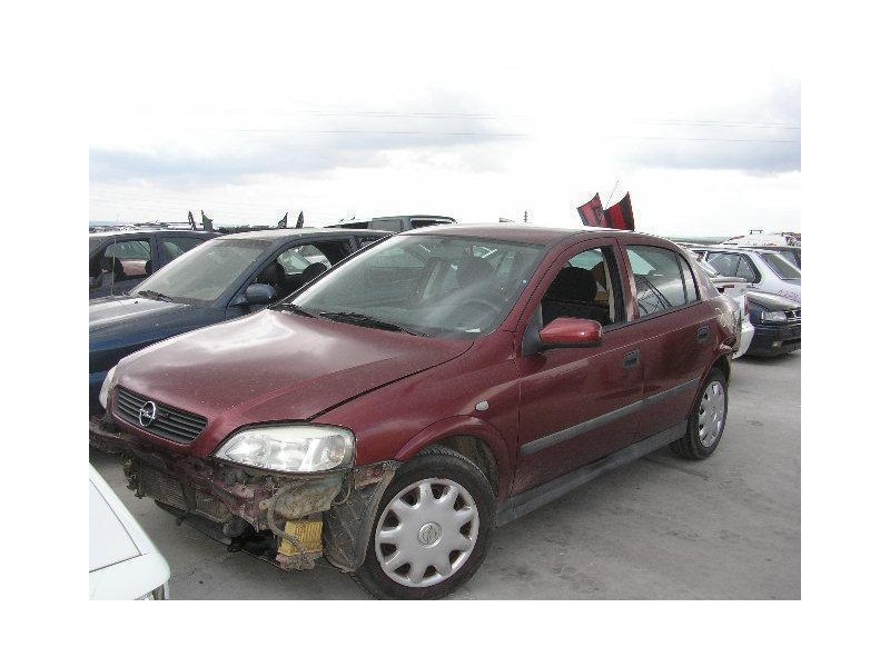 opel astra del año 2000