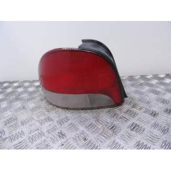 PILOTO TRASERO IZQUIERDO 9241122520 