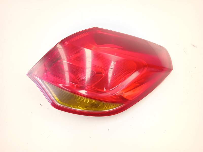 Recambio de piloto trasero derecho para opel astra j (p10) 1.7 cdti (68) referencia OEM IAM 13306454  