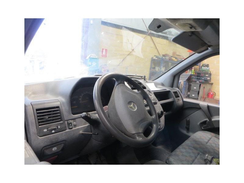 m. benz vito del año 2000