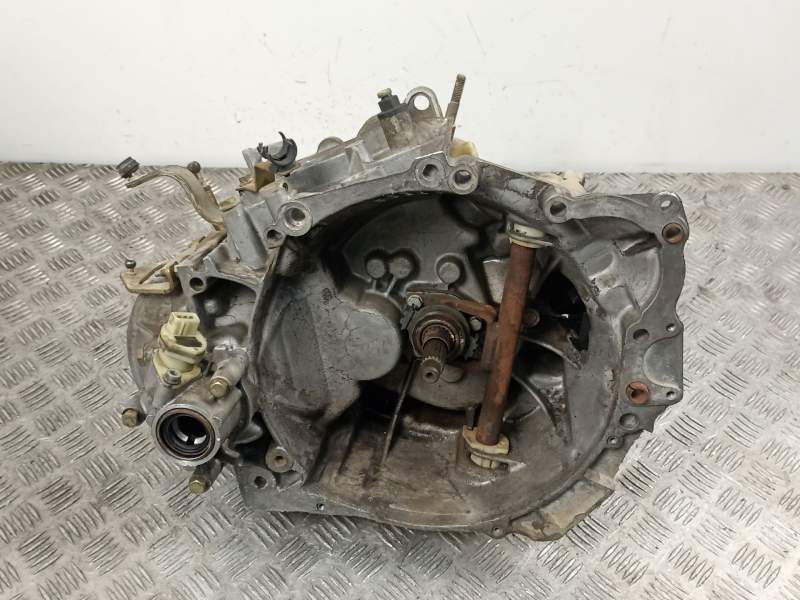 Recambio de caja cambios 5v diesel para peugeot 306 1.9 d -wjz referencia OEM IAM 20TB38  