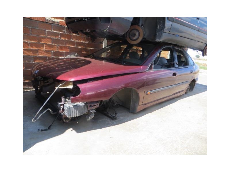 renault laguna del año 1996