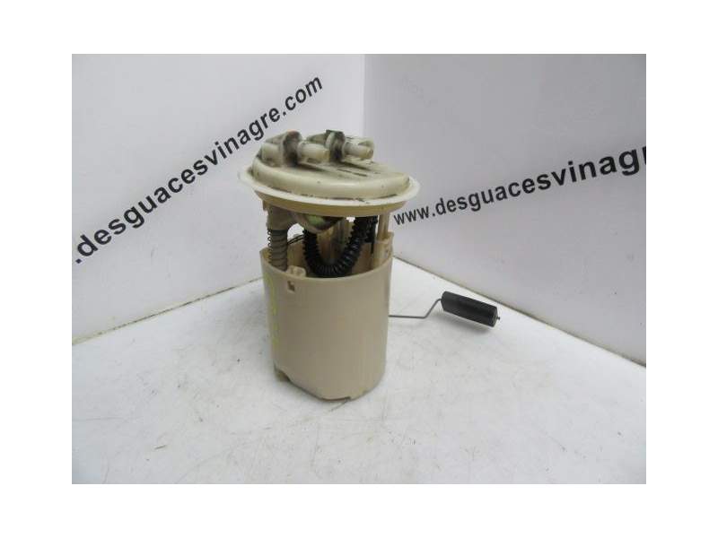 Recambio de bomba combustible aforador para renault clio 1.2 g referencia OEM IAM 8200027965 09745659903 