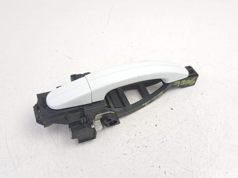 Recambio de manilla trasera izquierda para ford focus iii 1.6 tdci referencia OEM IAM BM51A224A37CG  