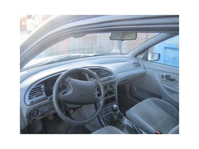 ford mondeo del año 1993