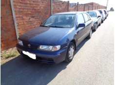 nissan almera del año 2000