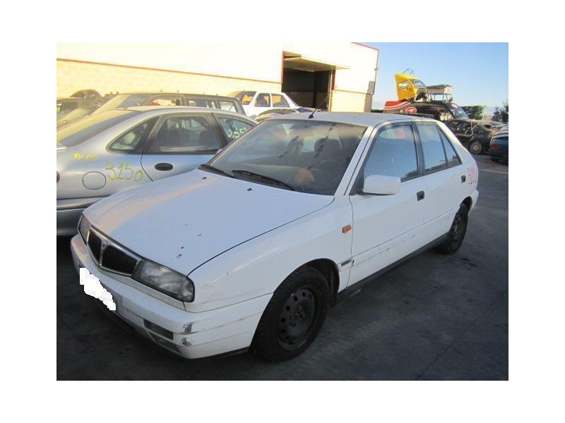 lancia delta del año 1998