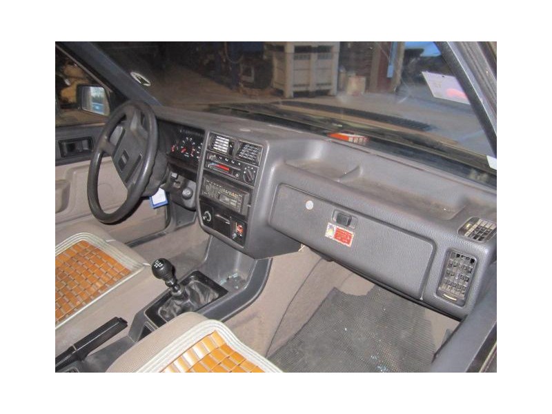 volvo 344 del año 1987