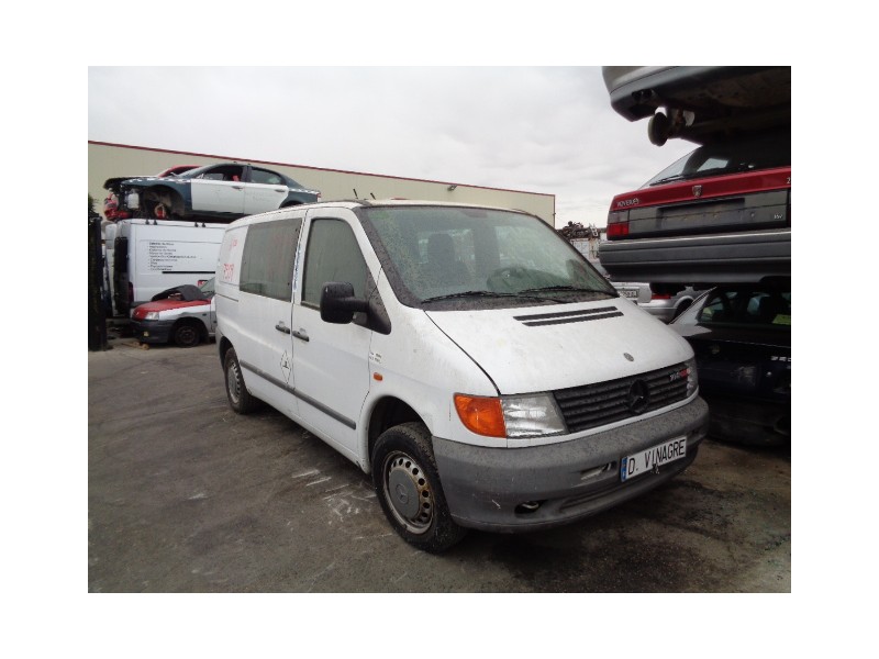 m. benz vito del año 2000