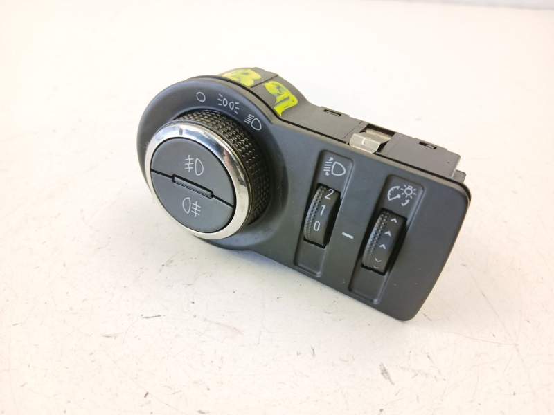 Recambio de mando luces para opel astra j (p10) 1.6 cdti (68) referencia OEM IAM 13268703  