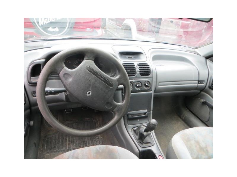 renault laguna del año 1995