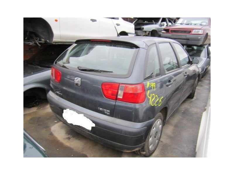 seat ibiza del año 1999