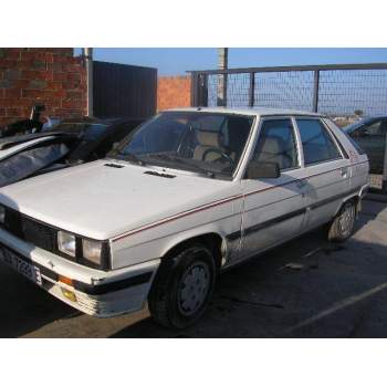 RENAULT 11
