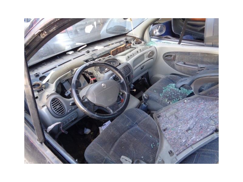 renault scenic del año 1999