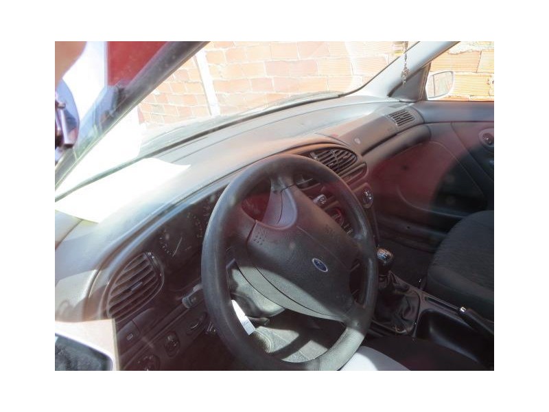 ford mondeo 1.8 td (89,73cv del año 1999