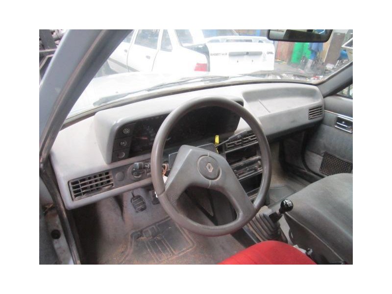 renault 18 del año 1983