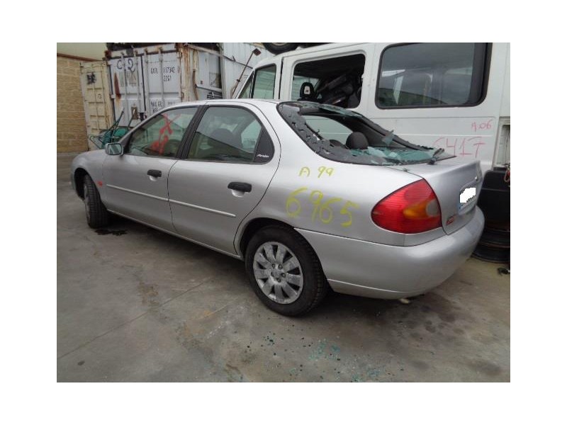 ford mondeo del año 1999
