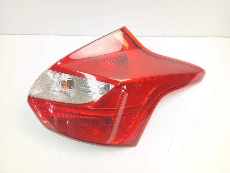Recambio de piloto trasero derecho para ford focus iii 1.6 tdci referencia OEM IAM BM5113404AK  