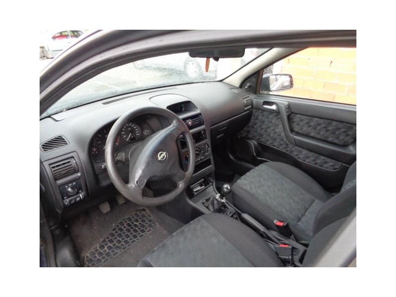 opel astra del año 1999
