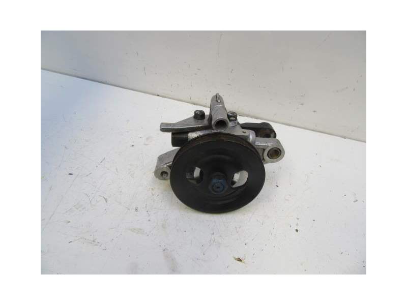 Recambio de bomba direccion para hyundai coupe i (rd) 2.0 16v referencia OEM IAM 5711027000  