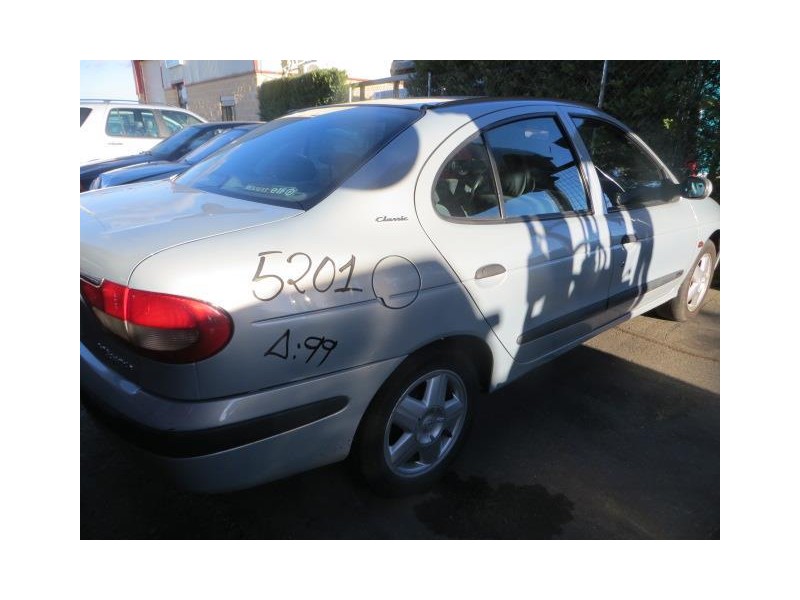 renault megane del año 1999
