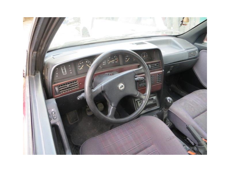 lancia dedra del año 1993