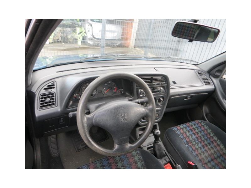 peugeot 306 del año 1998