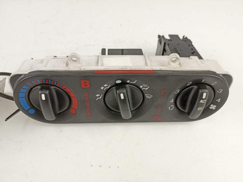 Recambio de mandos calefaccion aire para ford mondeo 1.8 g referencia OEM IAM   