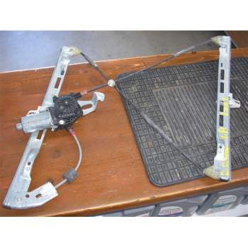 ELEVALUNAS DELANTERO DERECHO ELECTRICO 