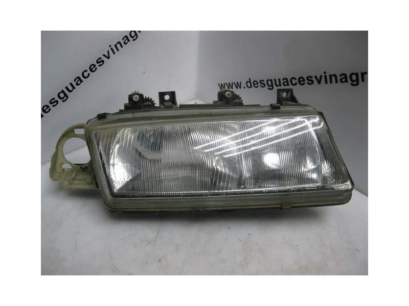 Recambio de faro derecho para lancia delta 1.6 g 16v 5p referencia OEM IAM   