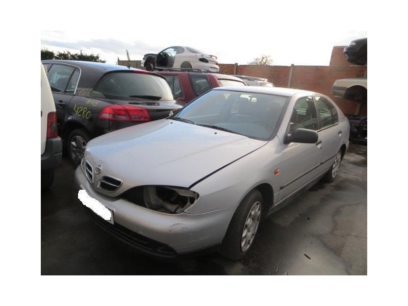 nissan primera del año 1999