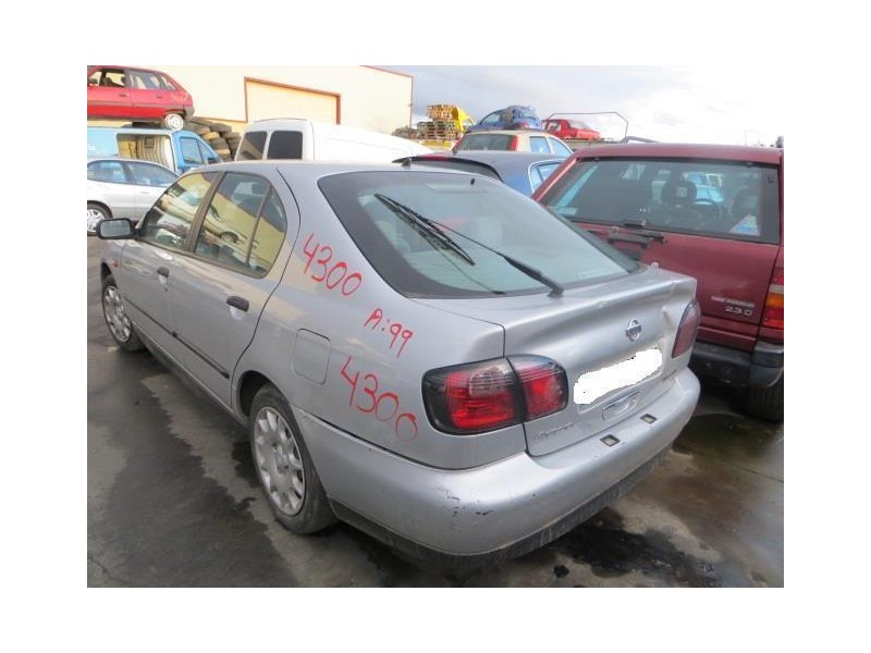 nissan primera del año 1999