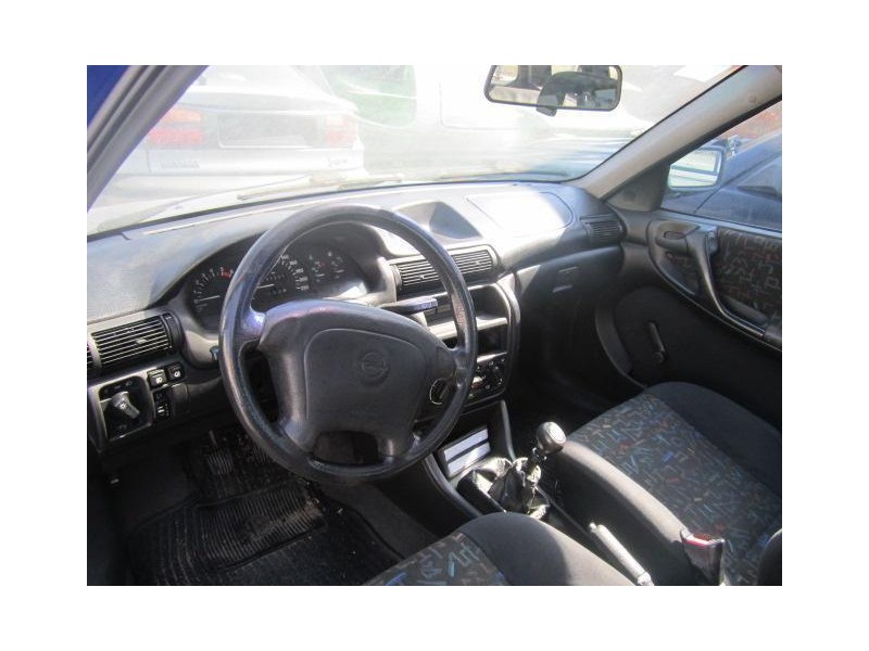 opel astra del año 1995
