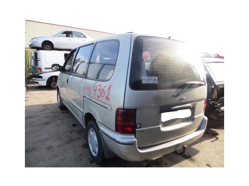 nissan serena del año 1993