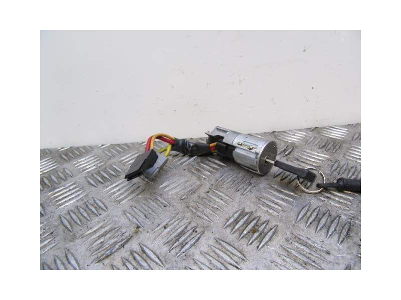 Recambio de conmutador de arranque para renault 19 1.8 g referencia OEM IAM   