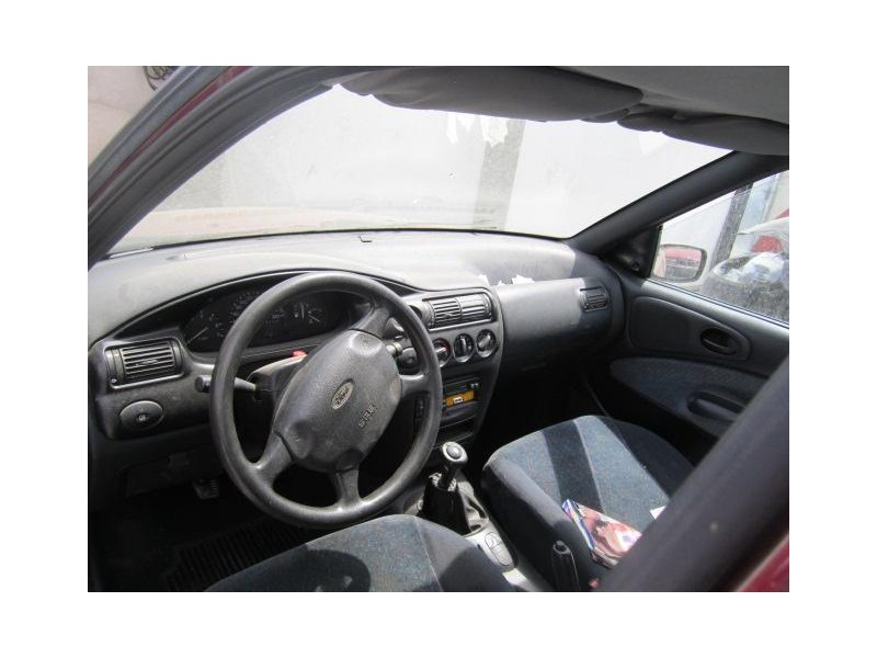 ford escort del año 1995