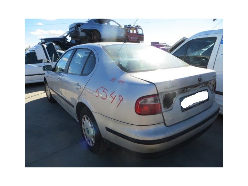 seat toledo del año 1999
