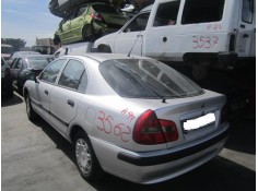 mitsubishi carisma del año 1999 2