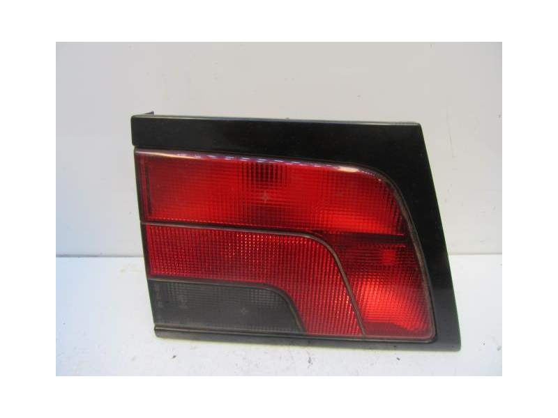 Recambio de piloto porton izquierdo para peugeot 806 2.0 d referencia OEM IAM 6351A5  