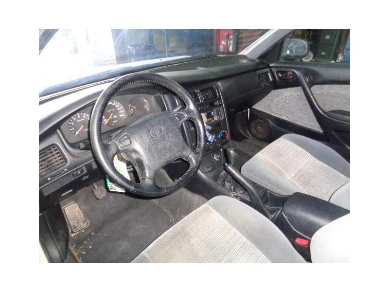 toyota carina del año 1993