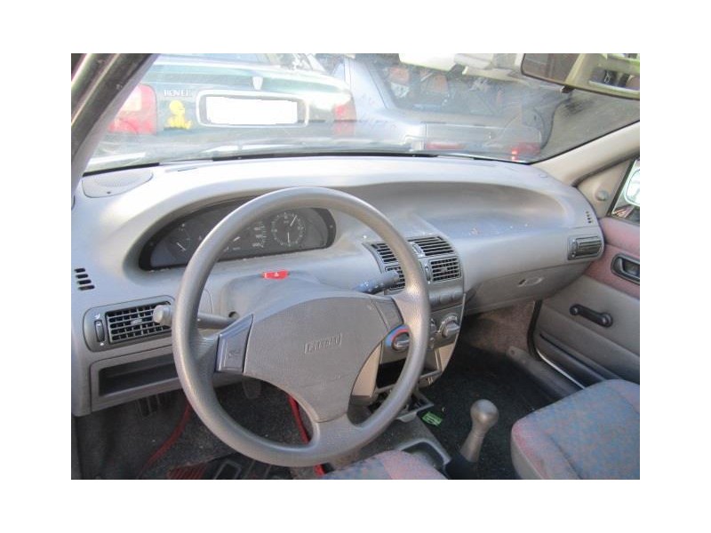 fiat punto del año 1995