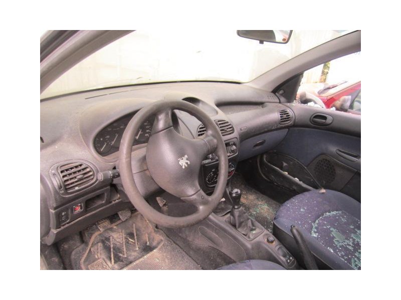 peugeot 206 del año 1999