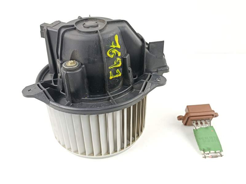 Recambio de motor calefaccion para fiat stilo (192) 1.6 16v active referencia OEM IAM 46723511  