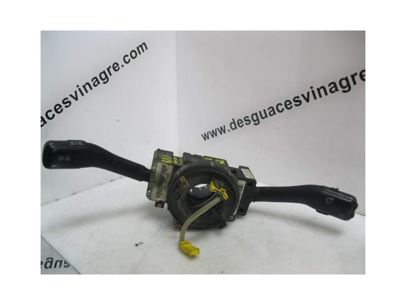 Recambio de mando luces y limpias para skoda octavia 1.9 tdi(agr-90cv) 5v- referencia OEM IAM 8L0953513G  