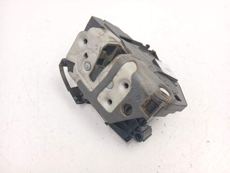 Recambio de cerradura puerta trasera derecha para ford focus iii 1.6 tdci referencia OEM IAM BM5AA26412AE  