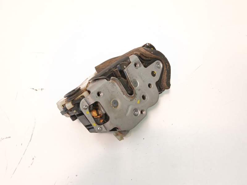 Recambio de cerradura puerta trasera derecha para opel astra j (p10) 1.7 cdti (68) referencia OEM IAM 3023880  